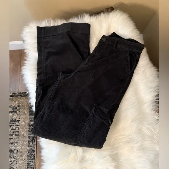 American Eagle Outfitters Corduroy Cargo Pants - Picture 2 of 10